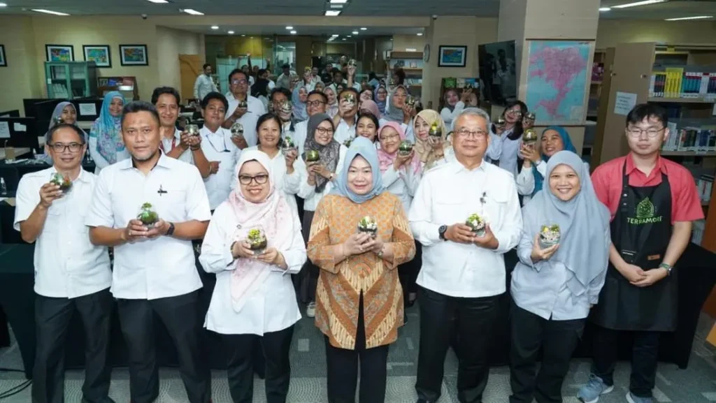 Lensakapuas Com