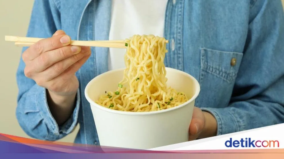 Kenapa Mie Instan Dilarang Saat Diet